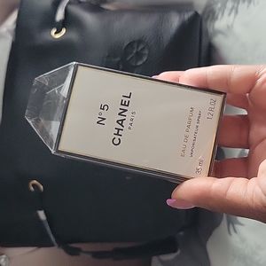 CHANEL N°5